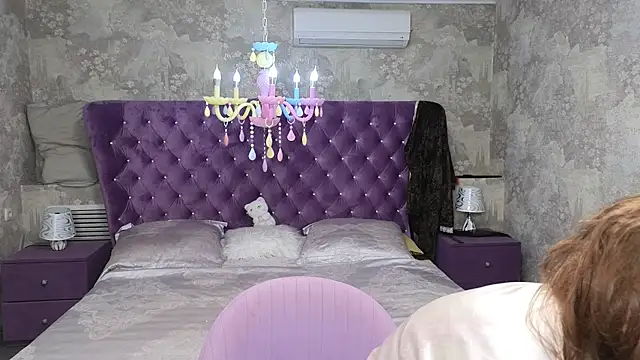 Anna Kenan online show from April 2026 09:00:02 AM