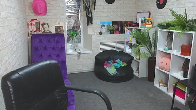 Anna Kenan online show from March 2026 12:33:02 PM