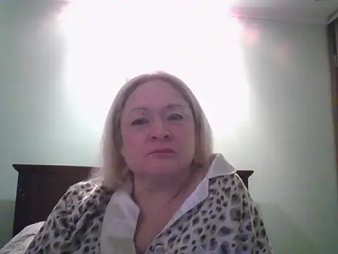 Snapshot of Veronica5489 chatting on March 2026 10:06:02 PM Veronica5489 online show from March 2026 10:06:02 PM