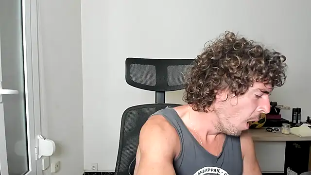 joaquin420 hot online show from May 2026 05:05:01 AM