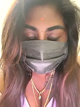 Snapshot of Revanthika-27 chatting on February 2026 07:11:01 PM Revanthika-27 online show from February 2026 07:11:01 PM