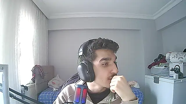 enesbabakral online show from February 2026 12:03:02 PM