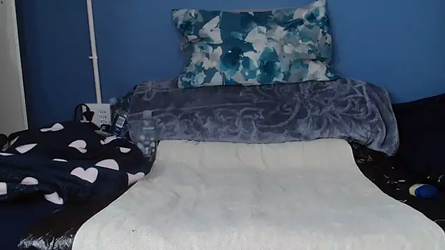 Sweet-Bella17 online show from June 2026 02:24:02 AM