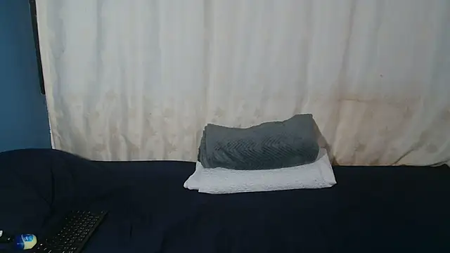 Sweet-Bella17 online show from February 2026 06:31:02 PM