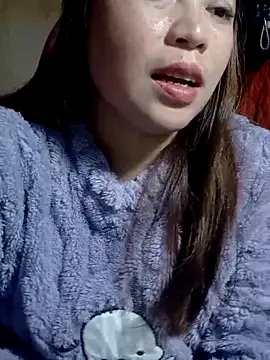 Snapshot of yun_2006 chatting on February 2026 06:32:01 AM yun 2006 online show from February 2026 06:32:01 AM