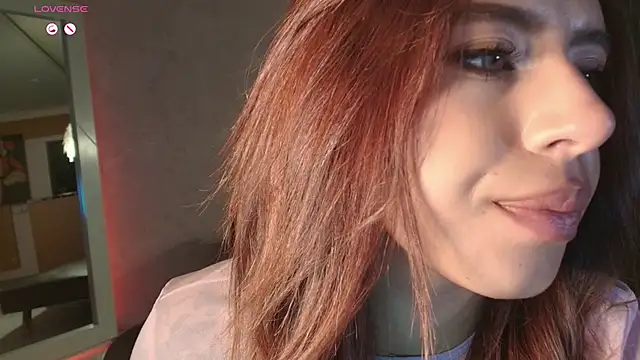 Mia  Moon1 online show from February 2026 01:26:01 AM