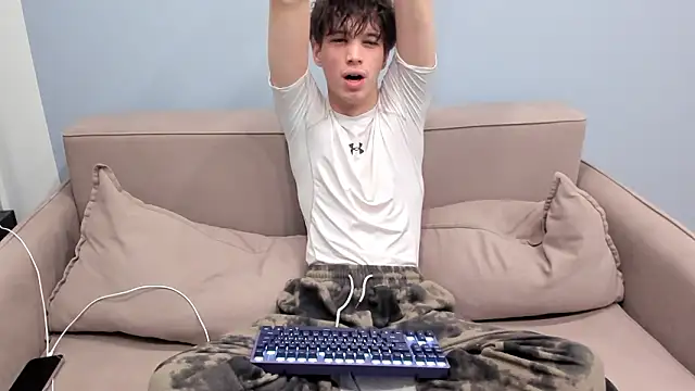 Snapshot of Ur_NextDoor_Boy chatting on February 2026 08:42:01 PM Ur NextDoor Boy online show from February 2026 08:42:01 PM