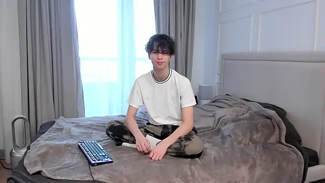 Snapshot of Ur_NextDoor_Boy chatting on March 2026 06:36:02 AM Ur NextDoor Boy online show from March 2026 06:36:02 AM