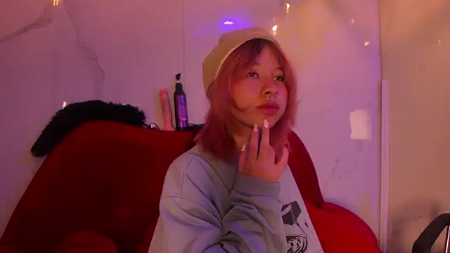 kitty gang  online show from February 2026 01:21:02 PM