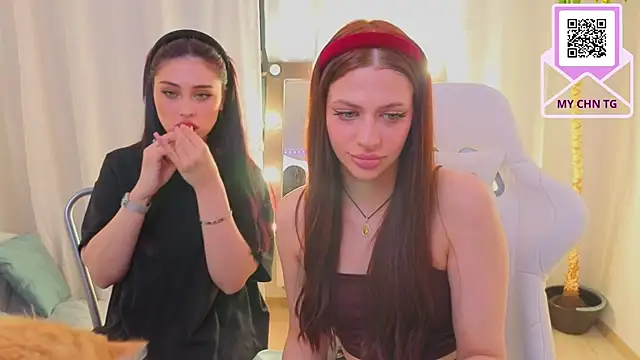 Sofia Plump online show from April 2026 08:48:01 PM