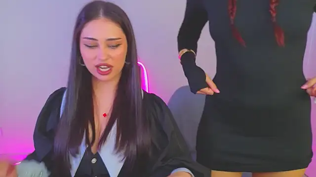 Sofia Plump online show from May 2026 12:11:02 PM