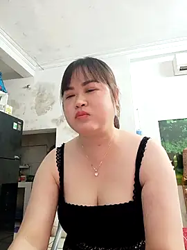 Kee-kimlee online show from April 2026 05:28:02 PM