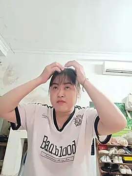 Kee-kimlee online show from May 2026 12:05:02 AM