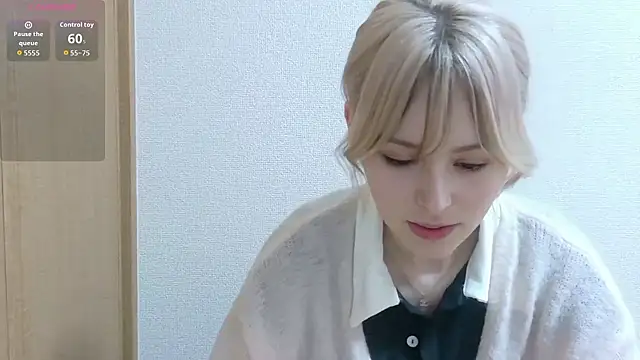 Snapshot of e_ri_ka93 chatting on May 2026 01:31:02 PM e ri ka93 online show from May 2026 01:31:02 PM