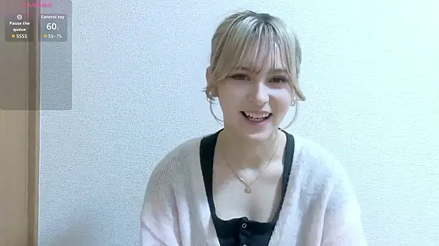 Snapshot of e_ri_ka93 chatting on April 2026 09:55:02 AM e ri ka93 online show from April 2026 09:55:02 AM