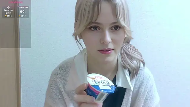 Snapshot of e_ri_ka93 chatting on May 2026 10:43:02 AM e ri ka93 online show from May 2026 10:43:02 AM
