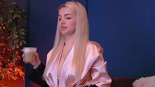 DeeaVIP online show from May 2026 05:11:01 AM