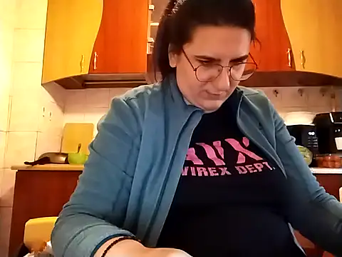 dana92vat online show from February 2026 01:22:01 PM