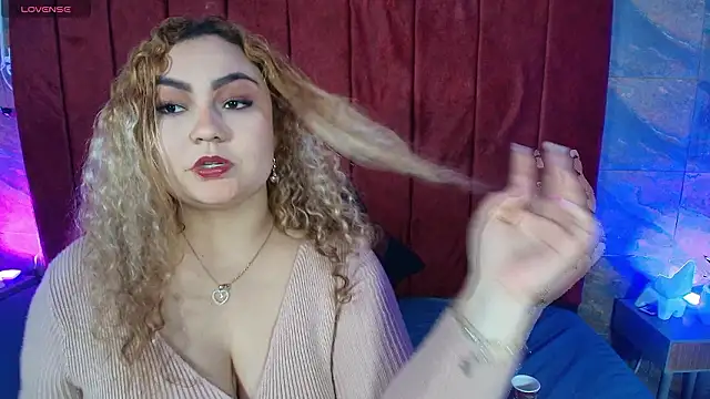 Snapshot of Amaraa_Silk chatting on February 2026 03:48:01 AM Amaraa Silk online show from February 2026 03:48:01 AM