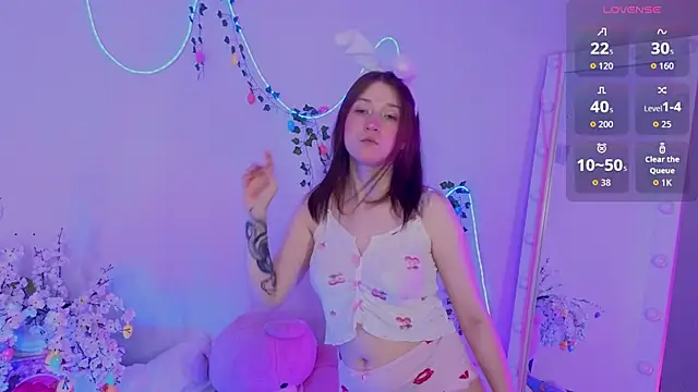 MmollyMay online show from April 2026 10:17:01 AM