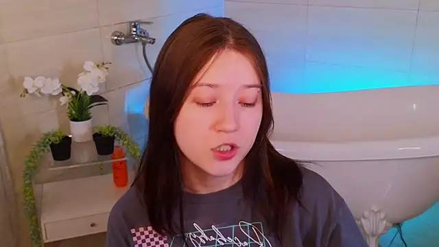 MmollyMay online show from March 2026 10:11:02 AM