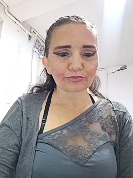 Snapshot of Alexamontiel_ chatting on February 2026 03:12:02 PM Alexamontiel online show from February 2026 03:12:02 PM