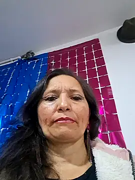 Alexamontiel  online show from April 2026 01:59:01 PM