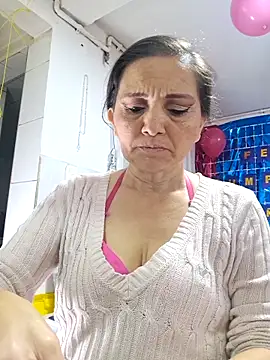 Alexamontiel  online show from March 2026 01:48:02 PM