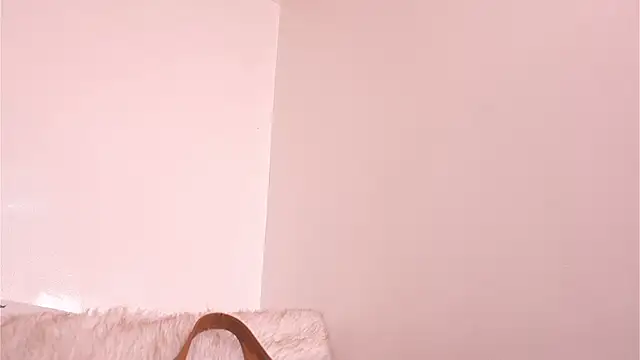 Snapshot of Shopie_Colucci chatting on May 2026 05:08:01 PM Shopie Colucci online show from May 2026 05:08:01 PM