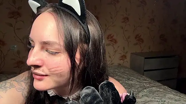 charmybae online show from February 2026 03:11:01 PM