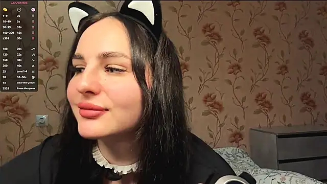 charmybae online show from February 2026 04:09:02 PM