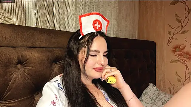 charmybae online show from February 2026 04:07:01 PM