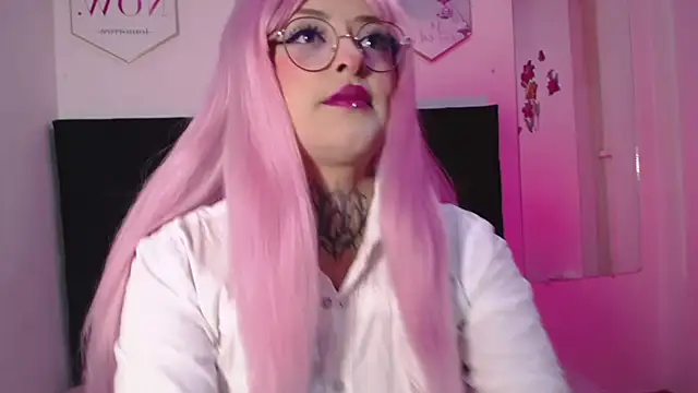 DakotaRouse1 online show from March 2026 11:45:01 AM