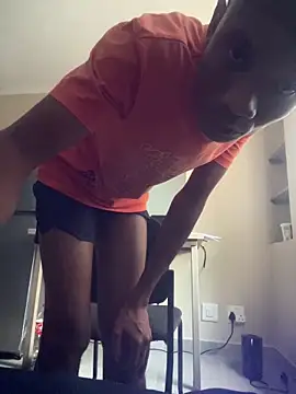 Snapshot of Effacement_OS chatting on February 2026 04:16:02 PM Effacement OS online show from February 2026 04:16:02 PM