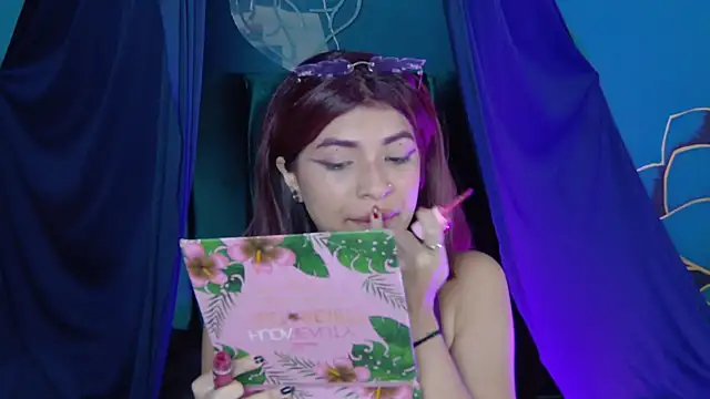 katie rougee  online show from March 2026 03:38:02 PM