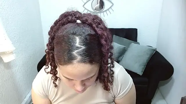 leilanewgirl online show from March 2026 12:31:01 PM