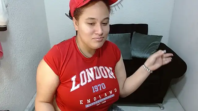 leilanewgirl online show from April 2026 12:32:02 PM