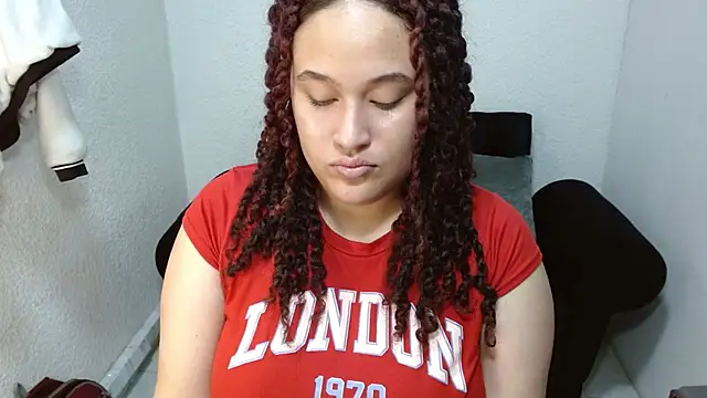 leilanewgirl online show from March 2026 12:44:02 PM