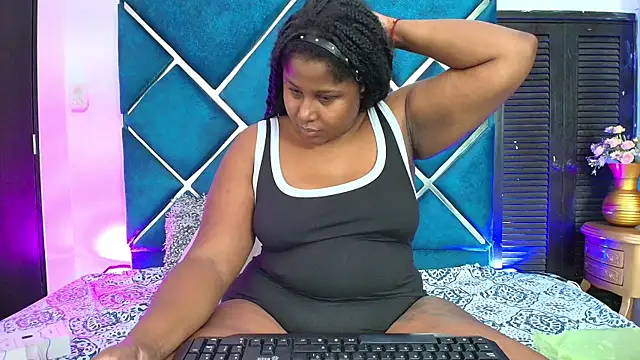 Snapshot of AlexaRousse4u chatting on February 2026 01:41:01 AM AlexaRousse4u online show from February 2026 01:41:01 AM