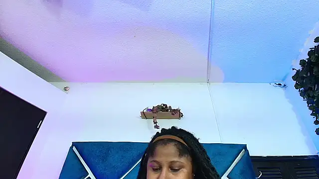 Snapshot of AlexaRousse4u chatting on May 2026 10:27:01 PM AlexaRousse4u online show from May 2026 10:27:01 PM