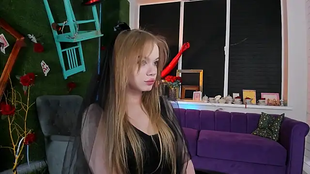 AmyNox online show from May 2026 05:17:02 AM