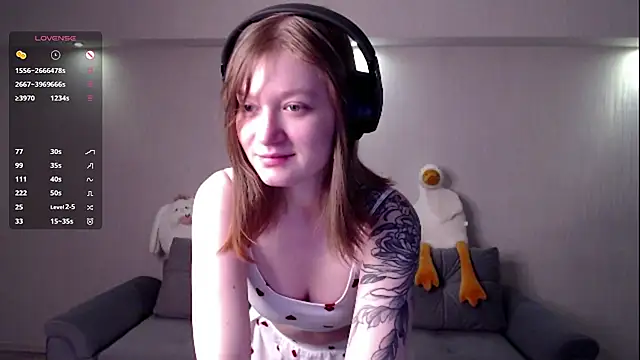 Mirrrra1 online show from March 2026 07:43:02 PM