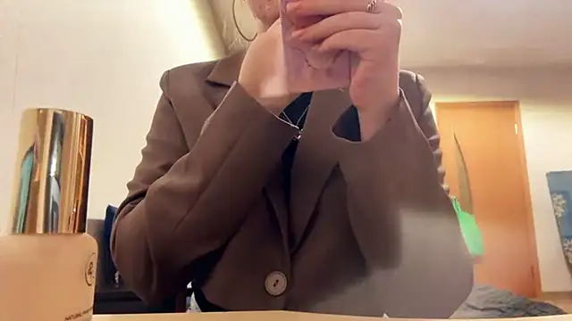 Snapshot of RoseBakeer chatting on March 2026 08:09:02 PM RoseBakeer online show from March 2026 08:09:02 PM