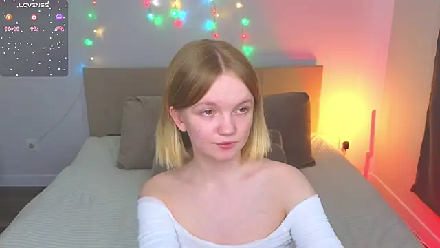 StellaBunny online show from March 2026 11:08:01 AM