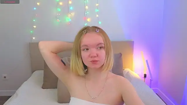 StellaBunny online show from March 2026 04:12:01 AM