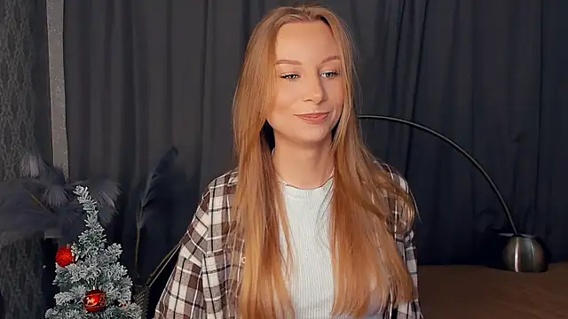 Snapshot of CarmenLipkin chatting on February 2026 09:17:01 PM CarmenLipkin online show from February 2026 09:17:01 PM