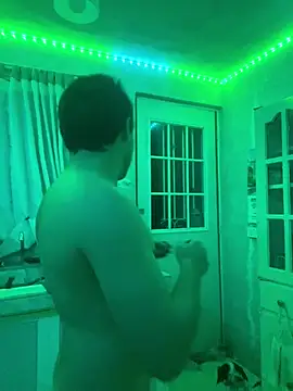 Snapshot of PeterParker99 chatting on February 2026 06:13:01 AM PeterParker99 online show from February 2026 06:13:01 AM