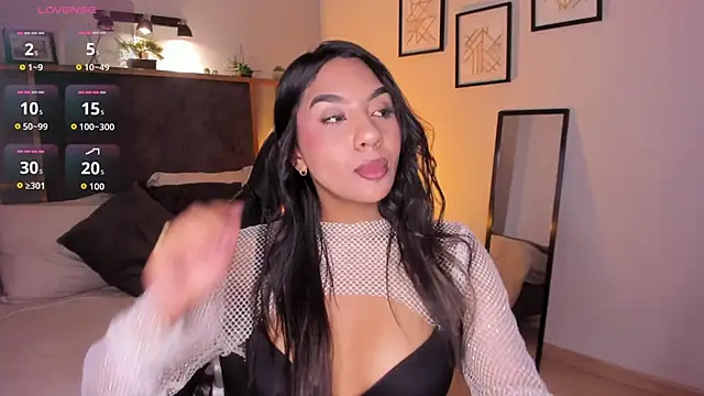Snapshot of Lola_12_ chatting on June 2026 04:04:02 PM Lola 12 online show from June 2026 04:04:02 PM
