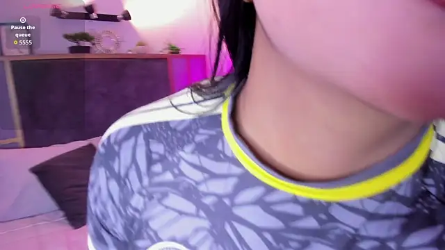 Snapshot of Lola_12_ chatting on July 2026 01:47:01 PM Lola 12 online show from July 2026 01:47:01 PM