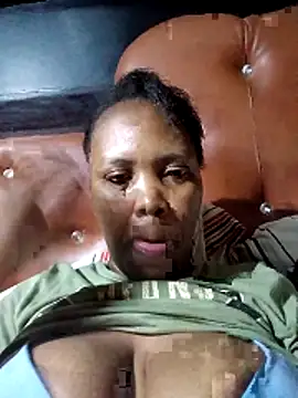 lovemore29 online show from February 2026 08:00:01 PM